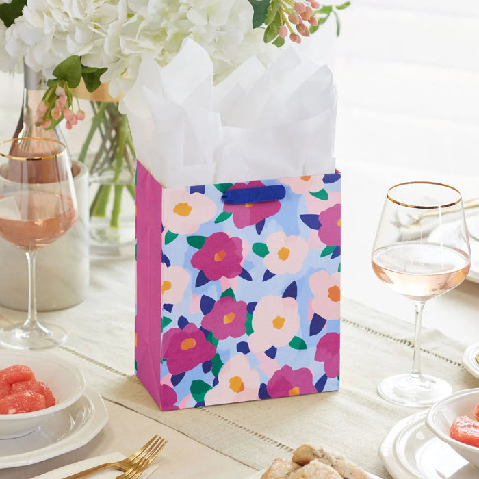This Hallmark 9.6" Bold Floral Print Medium Gift Bag features a vibrant, bold floral print that makes your present stand out instantly.