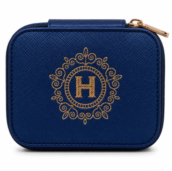This H & H Gifts personalised jewellery box combines heartfelt sentiment with beautiful practicality.