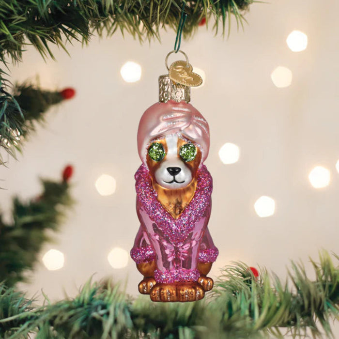 It's the perfect keepsake for dog lovers and anyone who enjoys fun, whimsical holiday decorations.