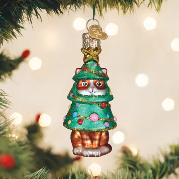 Whether decorating your Christmas tree or gifting it to a devoted cat lover, it's a charming keepsake that adds holiday cheer to any celebration.