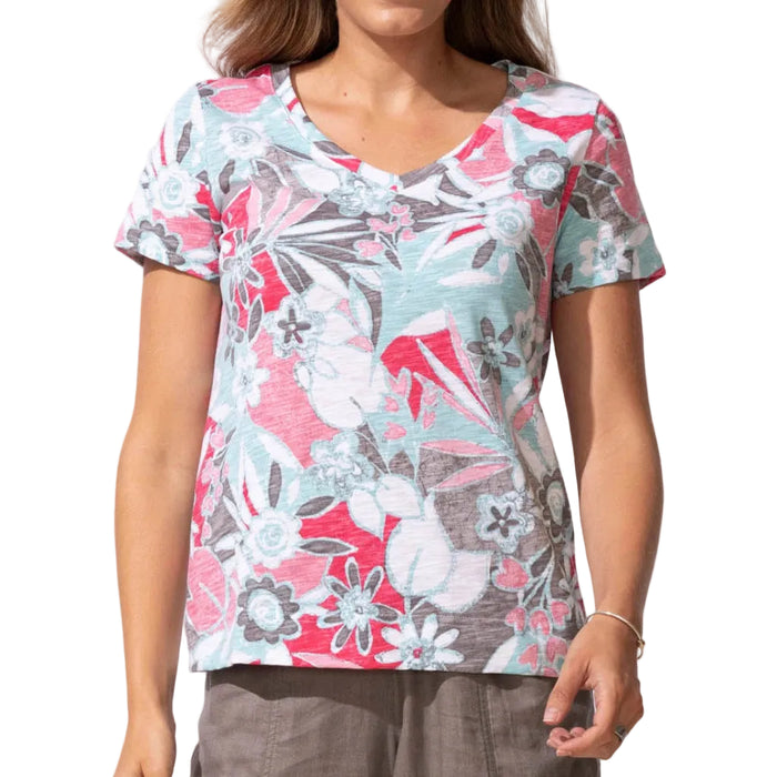This Habitat Clothes Escape Ocean Floral V-Neck Tee in bold Poppy features a vibrant ocean floral print in a rich poppy colorway that turns heads. 