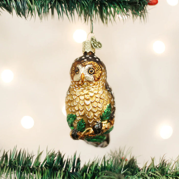 Whether you're a bird enthusiast, nature lover, or ornament collector, it's a charming keepsake to enjoy year after year.