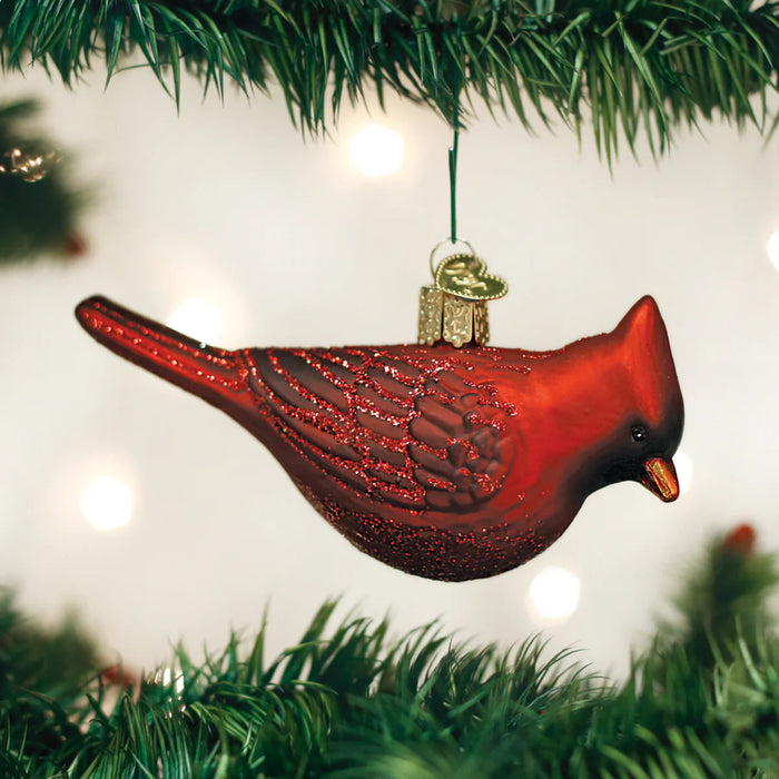 Perfect for Christmas trees, wreaths, or festive displays, it also makes a thoughtful keepsake for bird lovers and nature enthusiasts.