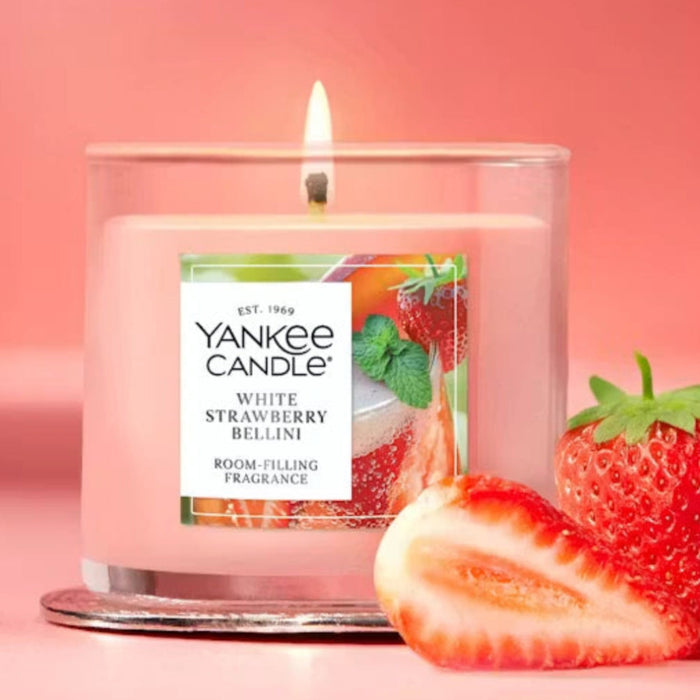 Sweet strawberry-inspired scent with bright fruity notes