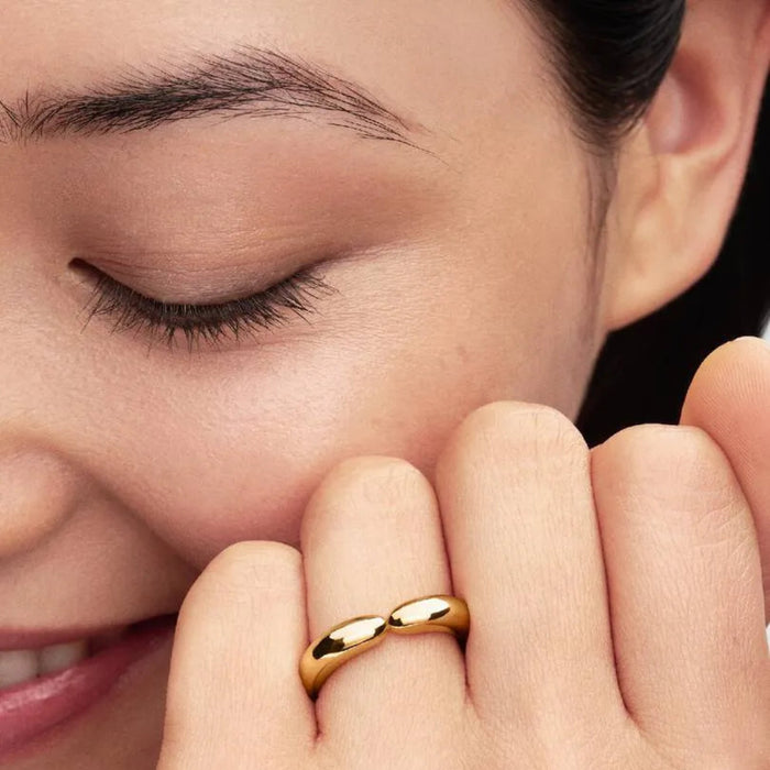 Disney Winnie the Pooh Hug Ring featuring a charming hug-inspired design with the beloved Pooh Bear character.