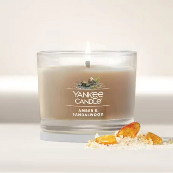 Rich Amber & Sandalwood™ fragrance with warm woody notes