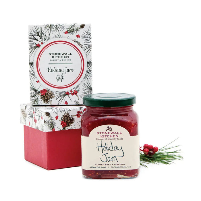 A sophisticated blend of spiced pears, cranberries, and raspberries mingles with a hint of orange liqueur and sparkling sugar, delivering layers of festive flavor i