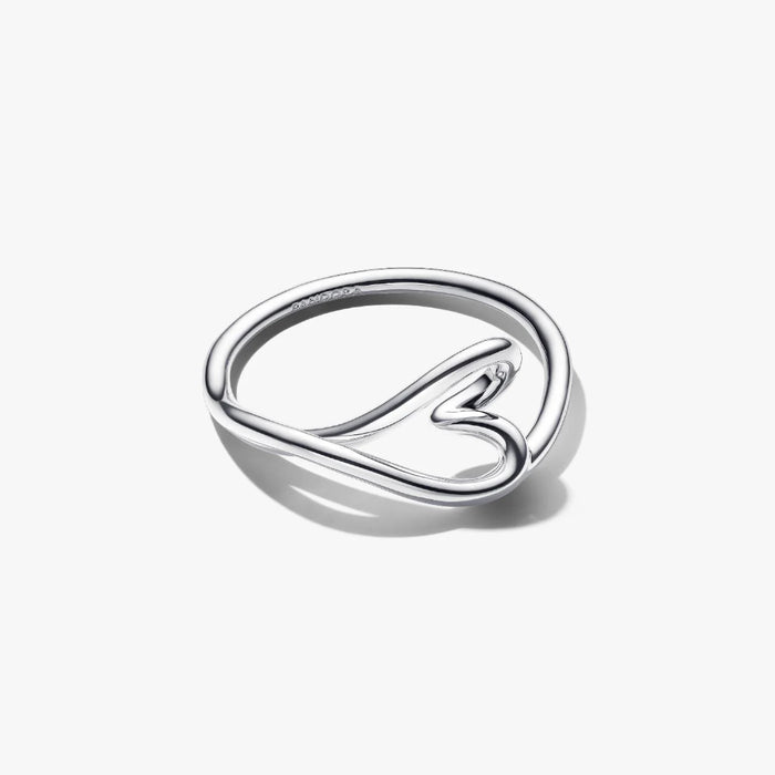 Sterling silver Pandora Organically Shaped Heart Small Ring featuring a delicate, organically shaped heart.