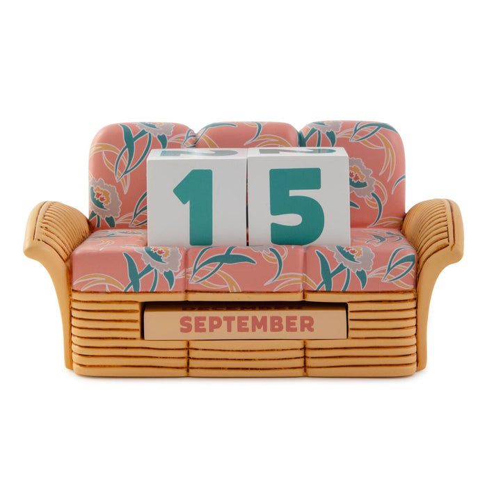 Hallmark : The Golden Girls Floral Rattan Couch Perpetual Calendar