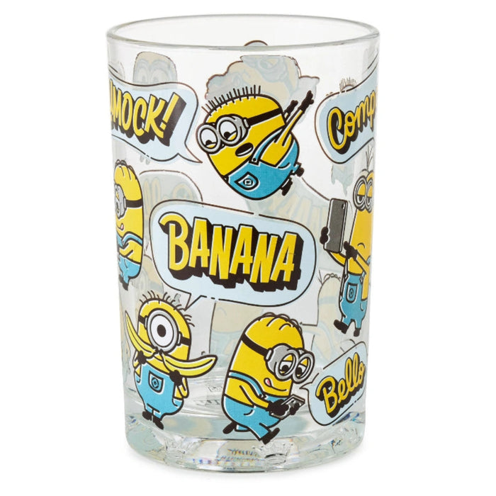 This Hallmark Minions Collectible Drinking Glass brings the fun and personality of the beloved Minions to your everyday drinkware collection. 