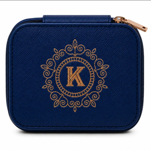 This H & H Gifts personalised jewellery box pairs heartfelt sentiment with beautiful practicality.