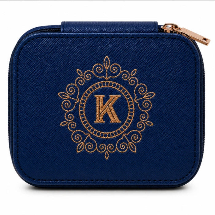 This H & H Gifts personalised jewellery box pairs heartfelt sentiment with beautiful practicality.