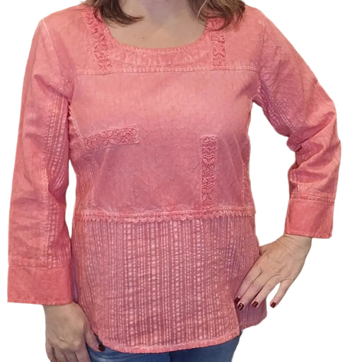 Designed for effortless everyday style, this versatile top combines comfort and elegance in one flattering silhouette. 