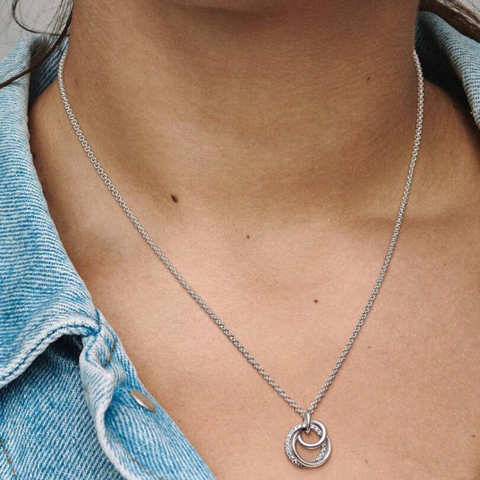 The chain length is adjustable, making this a versatile finishing touch to your outfit.