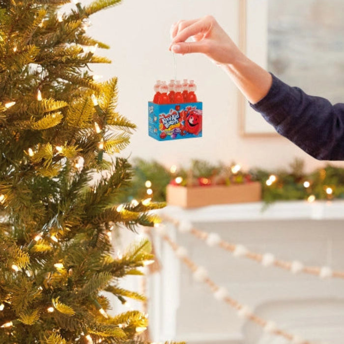 This Hallmark Kool-Aid™ Bursts Drinks Shatterproof Hallmark Ornament adds a splash of nostalgic fun to your holiday décor.