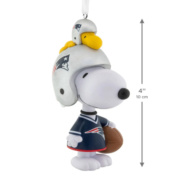 Hallmark Peanuts Snoopy and Woodstock New England Patriots bobblehead ornament