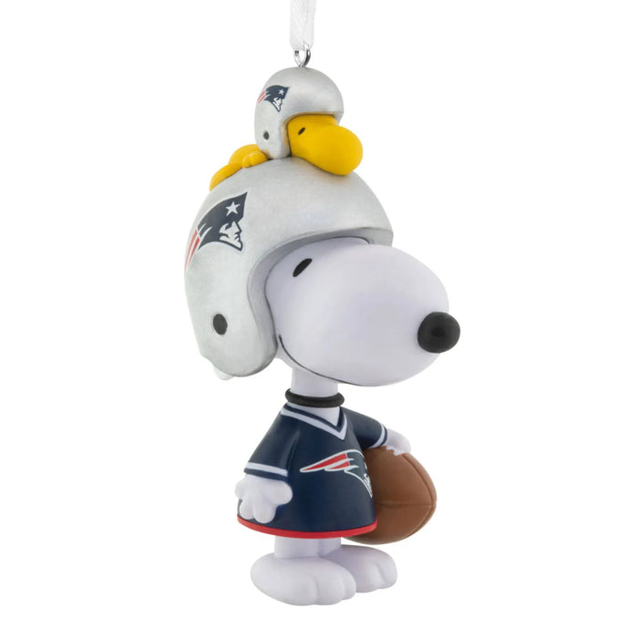Hallmark Peanuts Snoopy and Woodstock New England Patriots bobblehead ornament