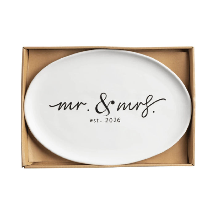Oval platter inscribed with "Mr & Mrs," ideal for wedding or anniversary celebrations.