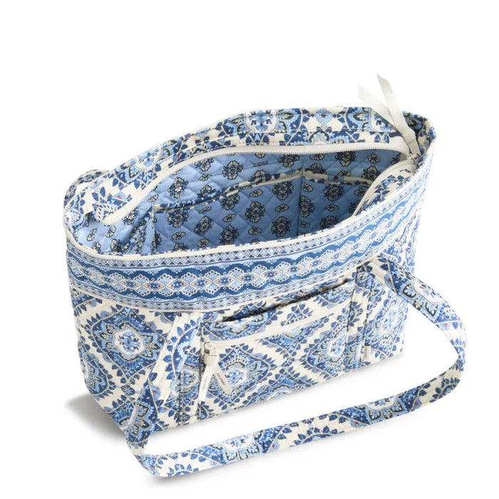 Vera Bradley Small Original Vera Tote in Cambridge Blues print featuring quilted cotton construction, zip-top closure, exterior and interior organizational pockets, and comfortable shoulder straps, perfect for everyday essentials, work, shopping, and travel.