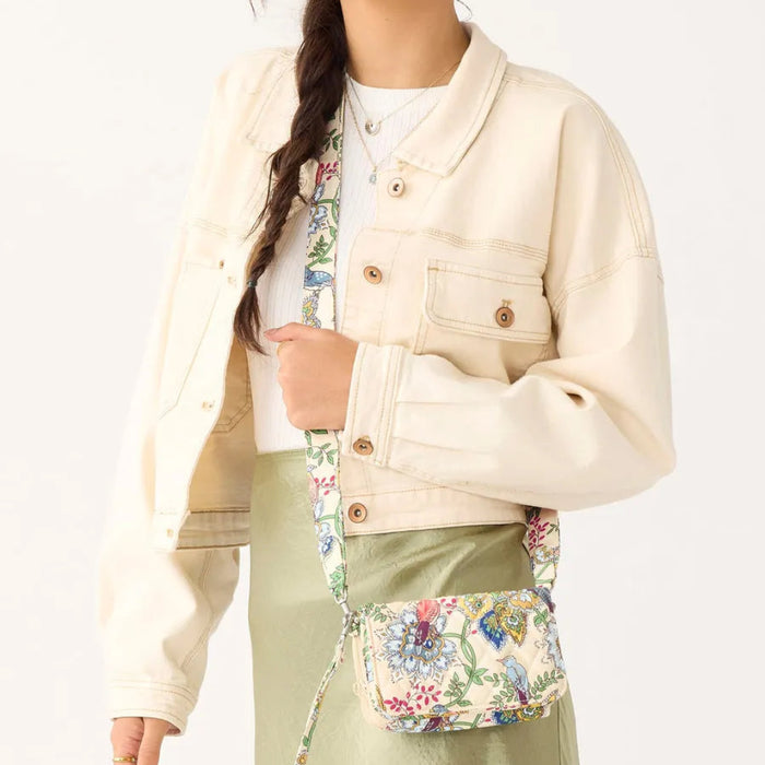 Vera Bradley Carlow All in One Crossbody in Prairie Blooms floral pattern