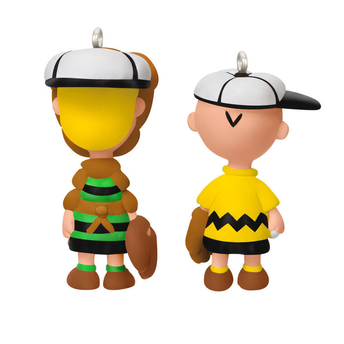 Hallmark : 2025 Keepsake  Mini The Peanuts® Gang Playing Catch Ornaments, Set of 2 " (402)