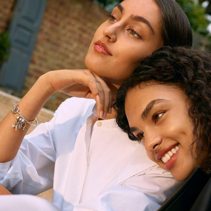 "PANDORA : Openwork Heart & Three Feathers Dreamcatcher Charm -"