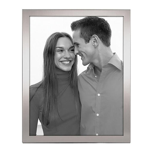"Malden : 8x10-Inch Essential Fashion Metal Frame - Silver -"