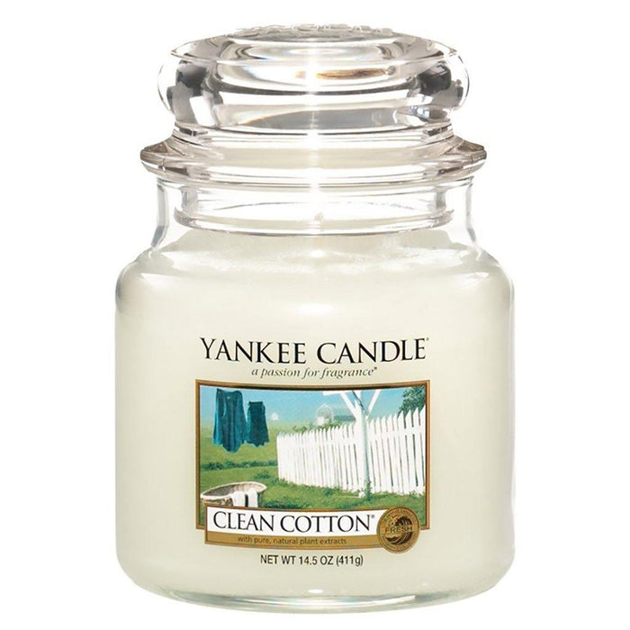 "Yankee Candle : Large Classic Jar in Clean Cotton -"