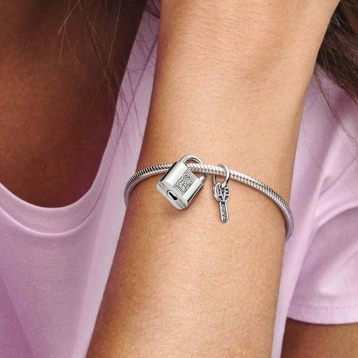 "PANDORA : Padlock and Key Dangle Charm -"