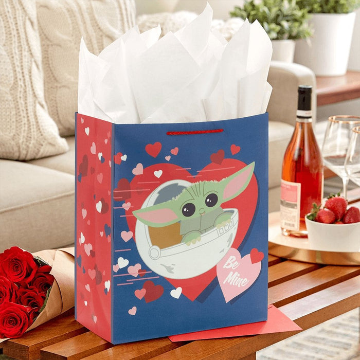 "Hallmark : 13\" Star Wars: The Mandalorian™ Grogu™ and Hearts Large Gift Bag -"