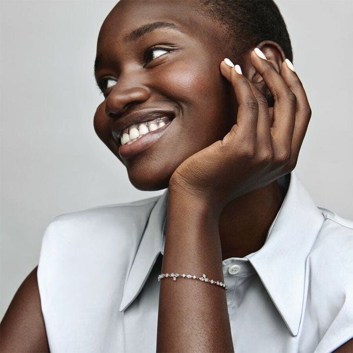 "PANDORA : Sparkling Herbarium Cluster Chain Bracelet -"