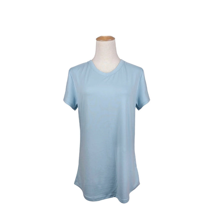 Elevate your casual wardrobe with the Fashion by Mirabeau Lounge Shirt in Light Blue on a white background