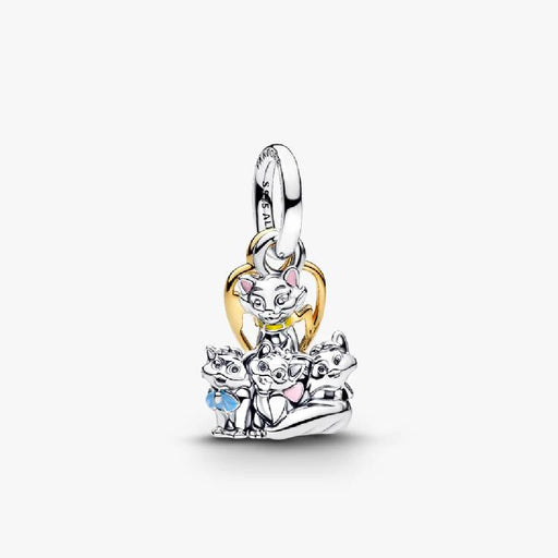 Disney-themed Pandora charm featuring a family design, showcasing beloved characters in a heartwarming arrangement.