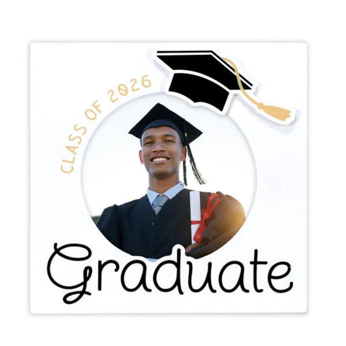 This Malden 4"x4" Graduate Square Picture Frame offers a charming way to celebrate a special graduation achievement. 