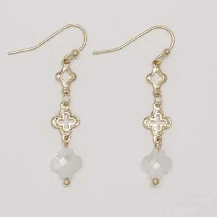 This Periwinkle Gold Clovers With White Crystal Earrings feature brilliant white crystal accents that catch the light beautifully