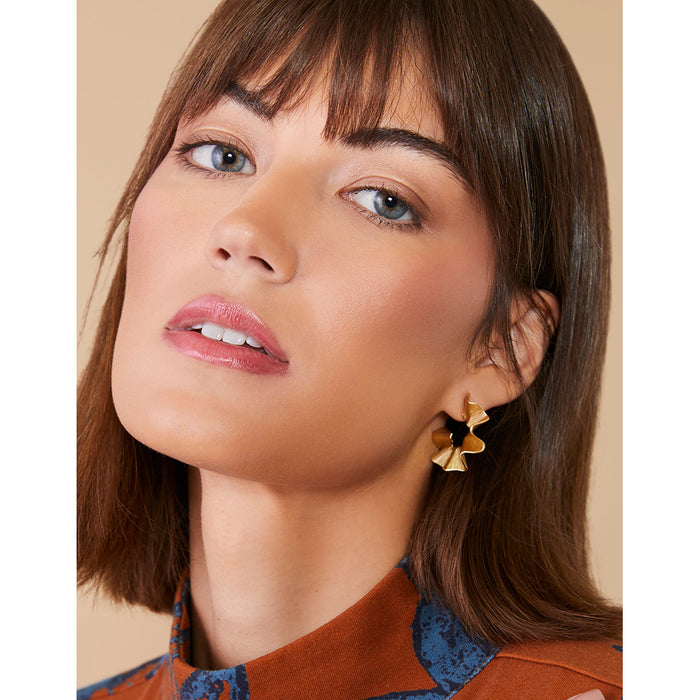Spartina 449 : Ruffle Hoop Earrings