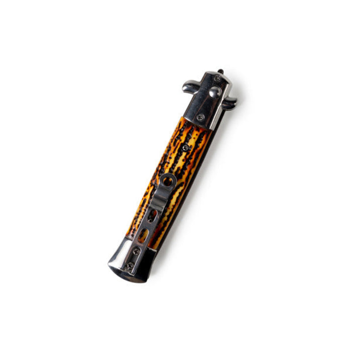 Tame rebellious hair with a comb that snaps out fast and cleans up your look without dulling your edge.