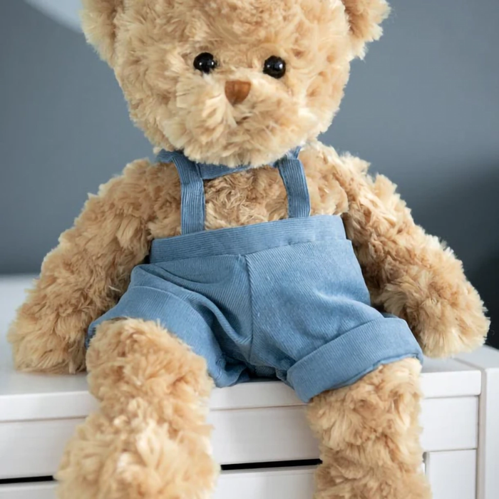 Shop in-store at Annie's Hallmark locations in Londonderry and Salem, NH, or explore our full selection online.