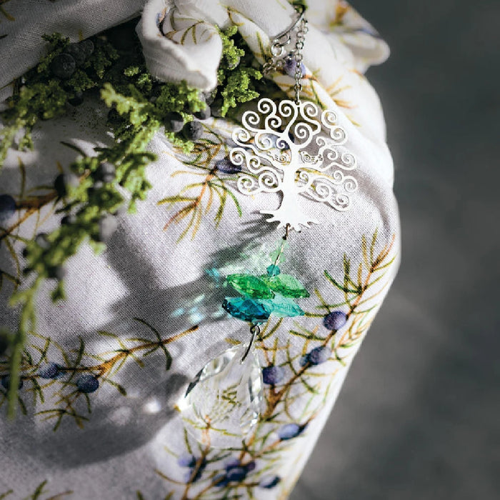 Elegant hummingbird crystal décor with sunlight sparkling effect for home or garden