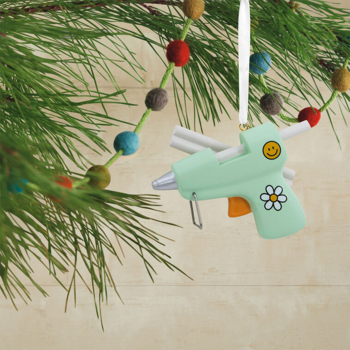 Hallmark : Glue Gun Hallmark Ornament