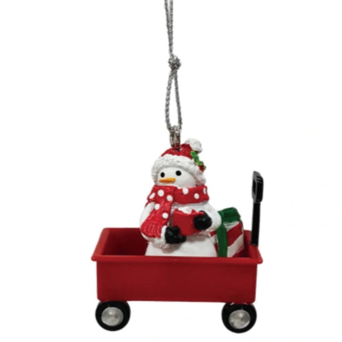 This charming ornament brings classic seasonal style to Christmas trees, wreaths, garlands, and festive displays.