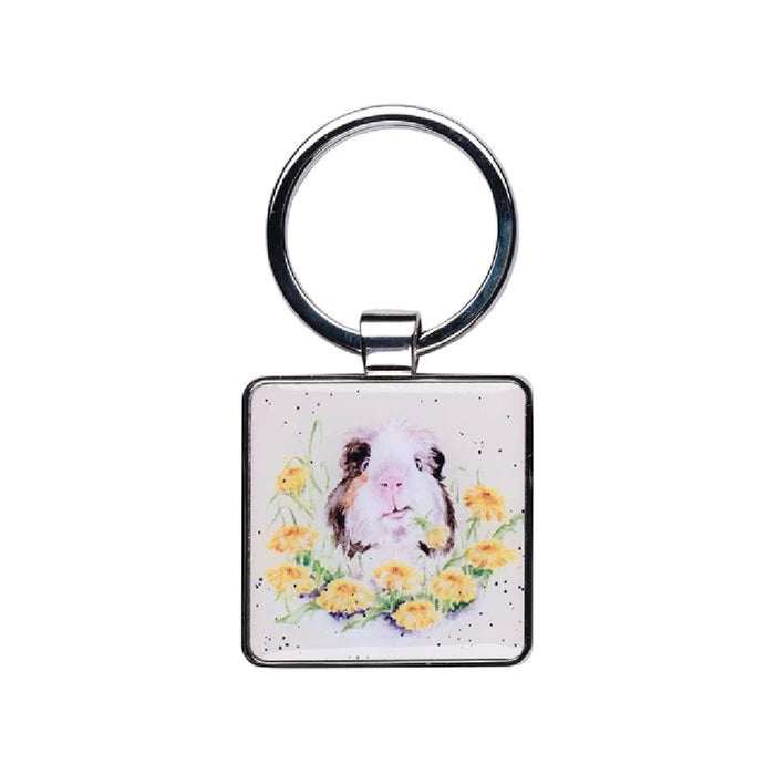  Keyring featuring a guinea pig basking in the sun, showcasing its fur and playful expression.