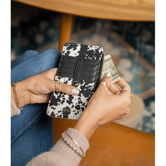 Shop in-store at Annie's Hallmark locations in Londonderry and Salem, NH, or explore our full selection online.