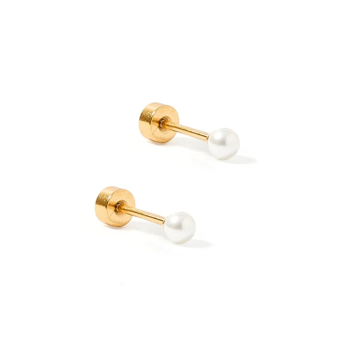 With a 3mm white pearl, the Payton Pearl White Screwback Stud Earrings offer a timeless and sophisticated look.