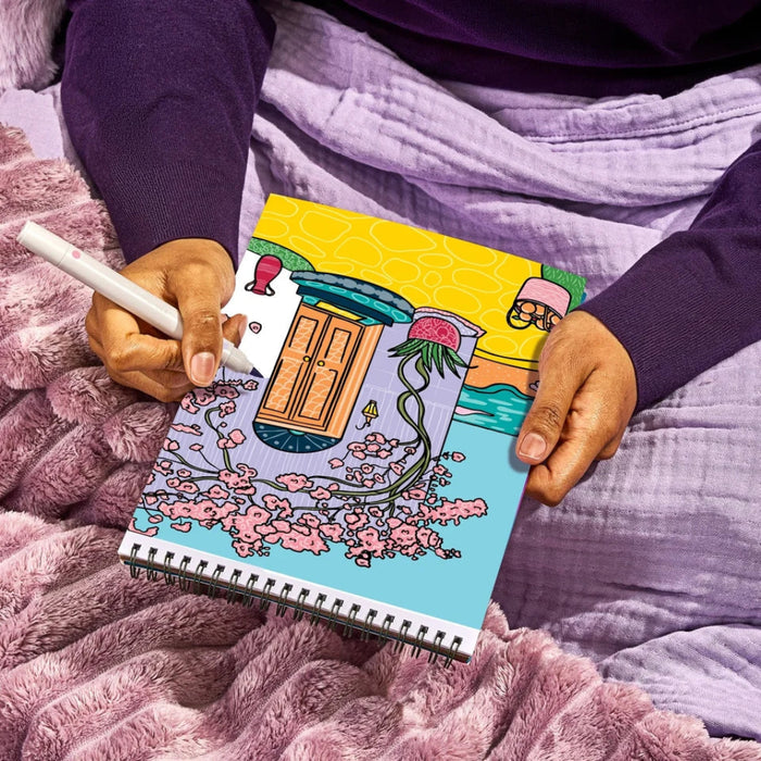 This Lifelines FlowArt Scented Color-to-Reveal, Citrus Coastline offers a relaxing and creative way to enjoy screen-free art. 