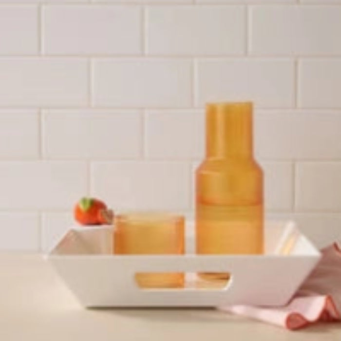 Durable, lightweight, and effortlessly chic, the square melamine tray brings both style and practicality to the table