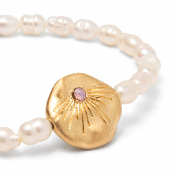 Beautiful bracelet crafted with pearls, embodying the essence of love and togetherness.