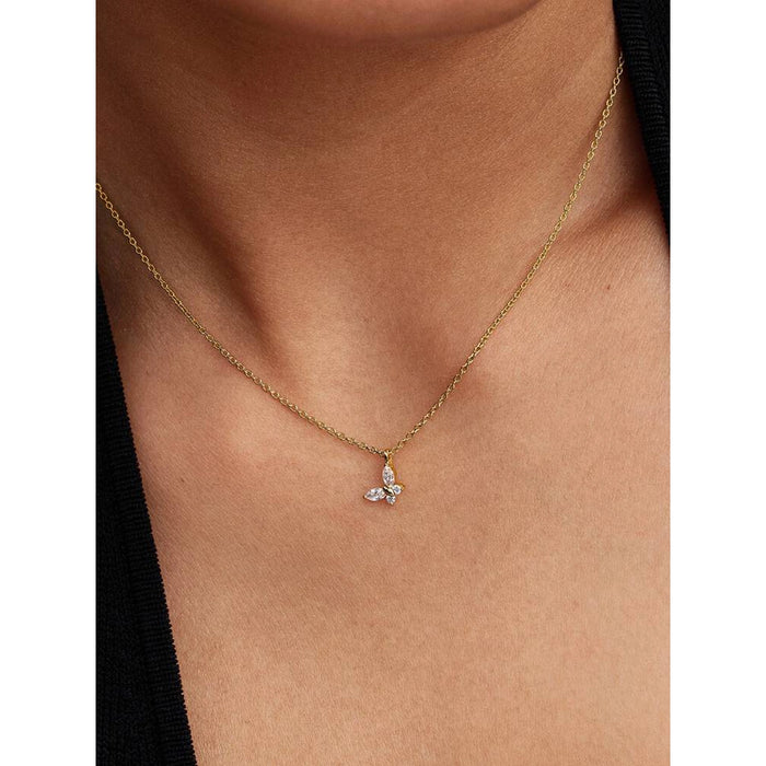 Pandora Butterfly Gold Pendant Necklace worn on model’s neck, showcasing gold chain and sparkling butterfly charm.