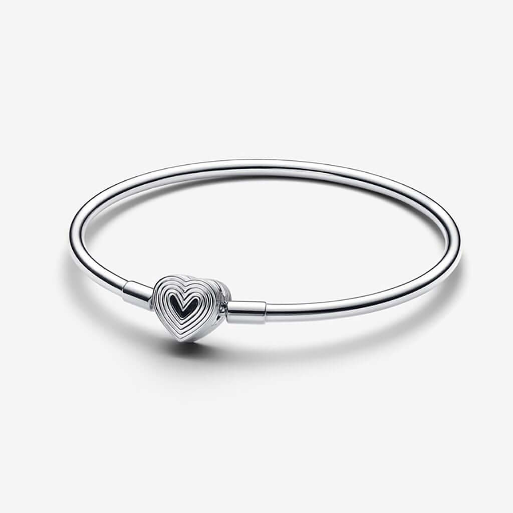PANDORA_Radiating_Heart_Clasp_