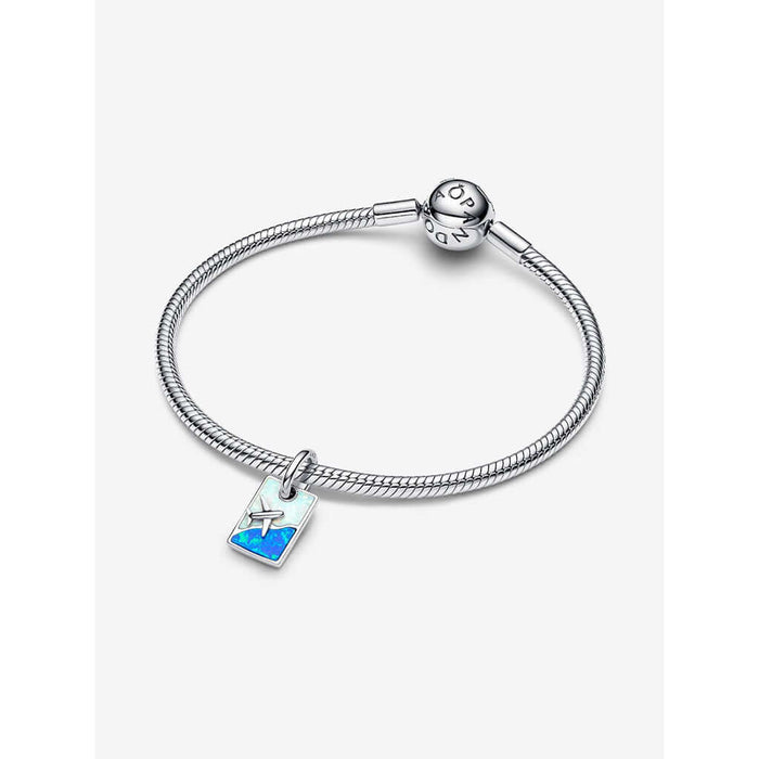 Shop in-store at Annie's Hallmark locations in Londonderry and Salem, NH, or explore our full selection online.